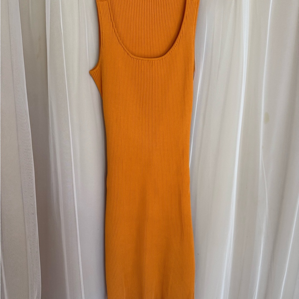 GUESS Retro Bodycon Cut Out Dress with Gold Ring Detail - Never Worn - Gorgeous